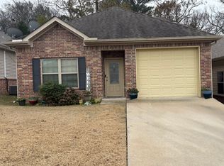210 Sunflower St, Hot Springs, AR 71901