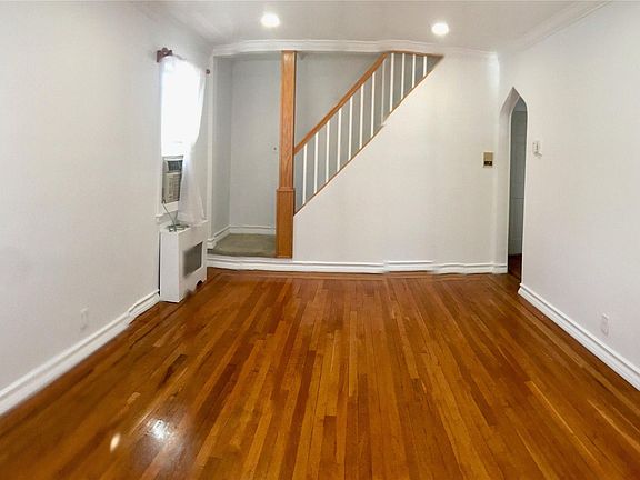3rd image of 3414 202nd St