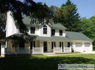 2304 N Loop Rd, Middleville, MI 49333