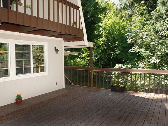 Front deck