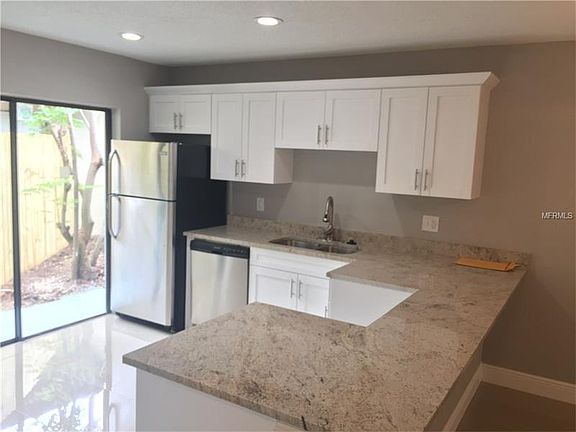 5th image of 10503 Brynwood Ln