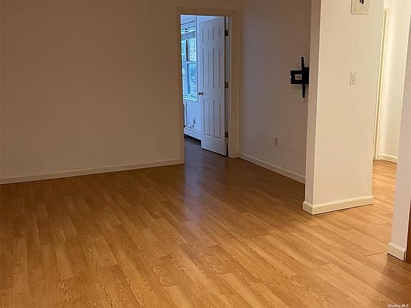 2nd image of 124 S Park Ave APT 1q