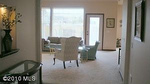 5th image of 413 Dogwood Ln