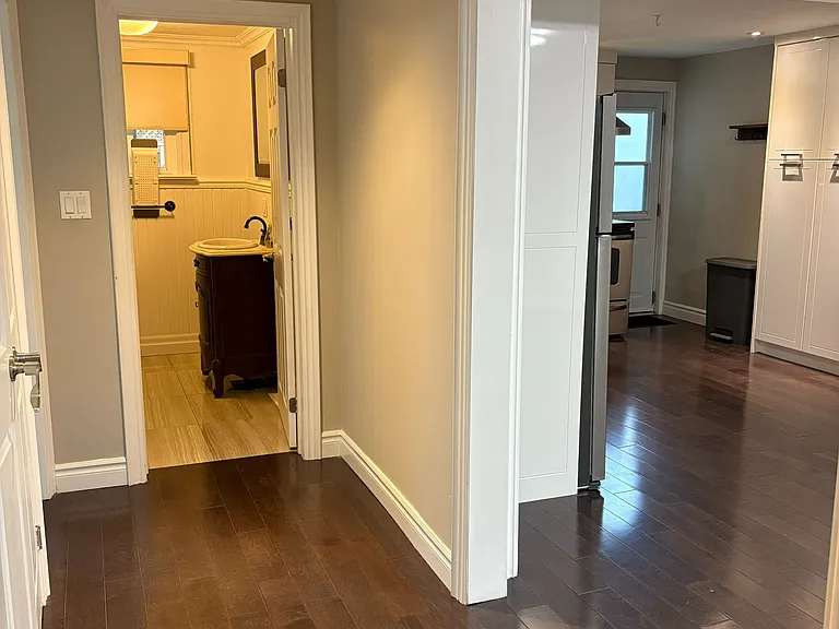 166 Newton St — Photo 6