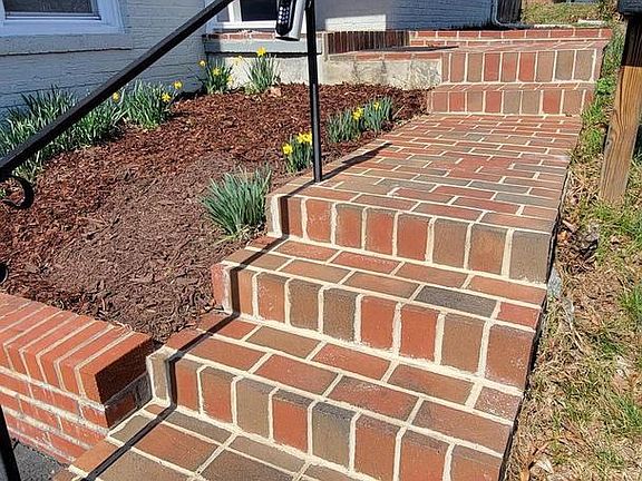 4th image of 5908 Amelia St