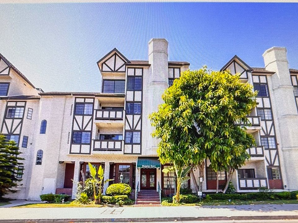1st image of 17914 Magnolia Blvd Unit 219