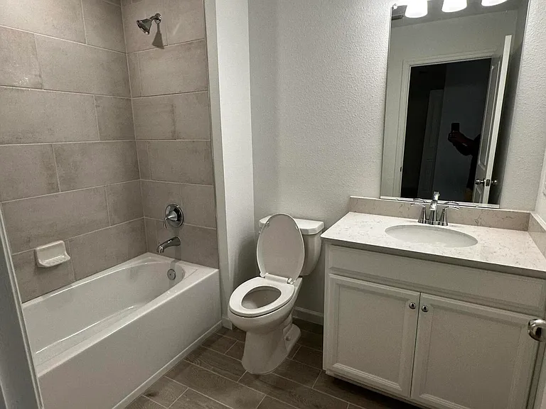 1677 Pacifico Way — Photo 28