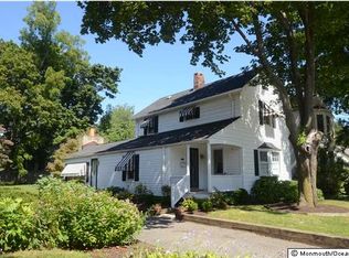 67 White St, Shrewsbury, NJ 07702