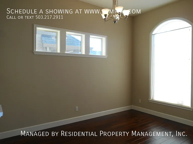 6984 NW 167th Ave — Photo 5