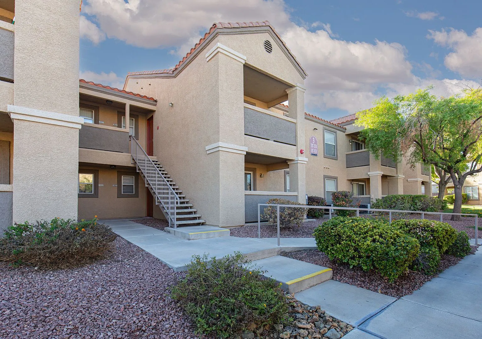2nd floor 1br unit in gated Silverado Ranch community with pool — Photo 1