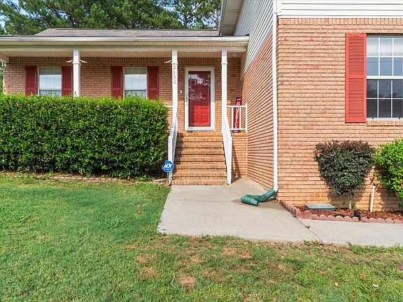 4th image of 2508 Sand Ridge Court