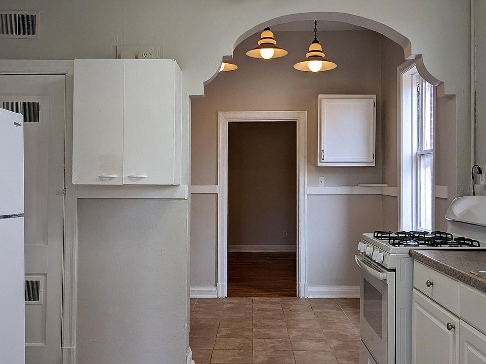 1st image of 2613 Cherokee St #2W