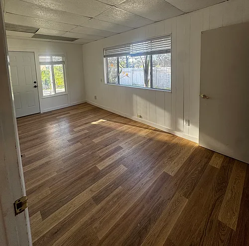 2111 Brooke Rd Photo 1