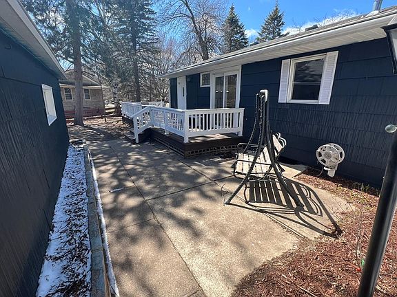 5th image of 403 Birchwood Ave