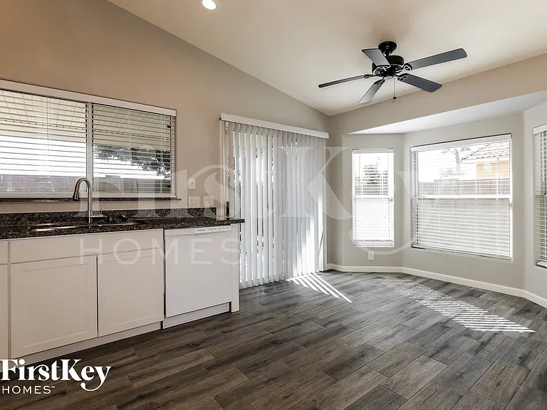 2965 W Lone Cactus Dr — Photo 5