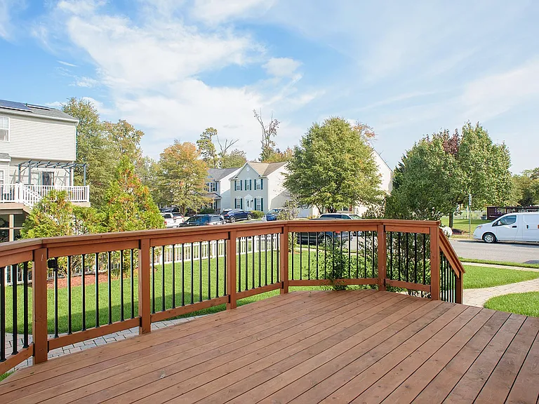 1772 Grande View Ave — Photo 8