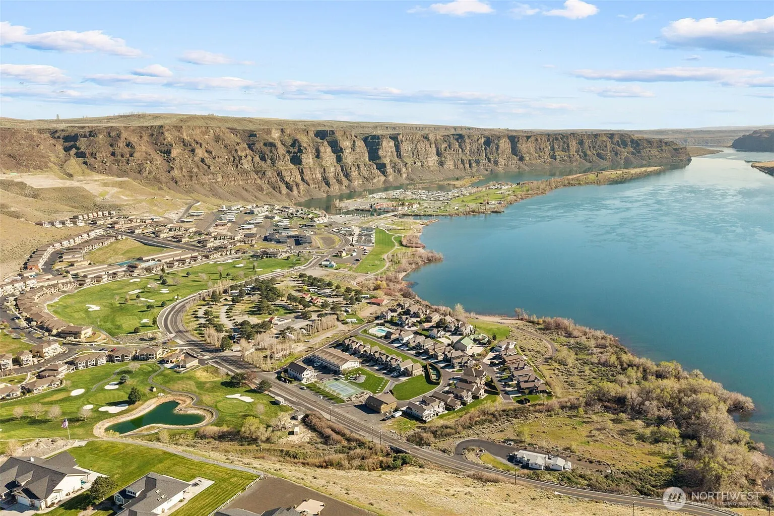 9464 Yakima Lane NW photo 1