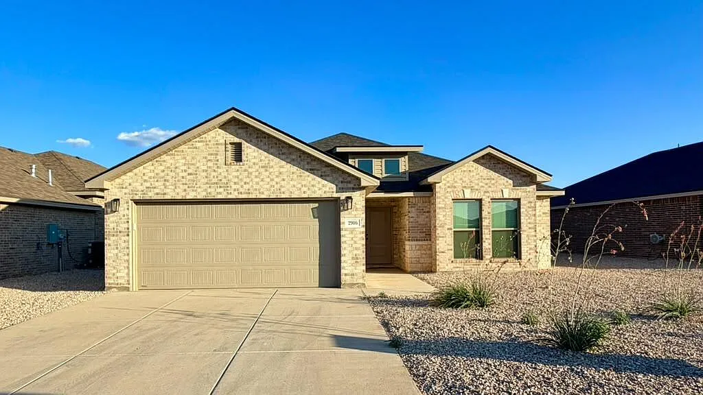 3 bed, 2.0 bath, 1711 sqft, $2,800 — Photo 2