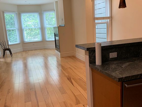 3rd image of 217 Cole St
