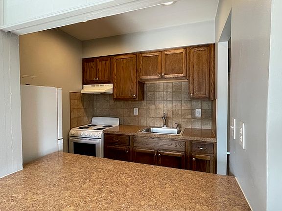 5th image of 444 S Ashland Ave #B-07