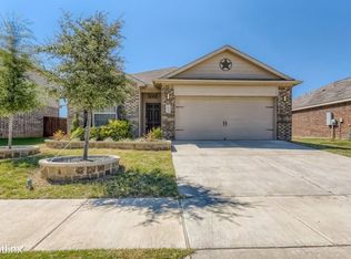 6009 Amber Cliff Ln, Fort Worth, TX 76179