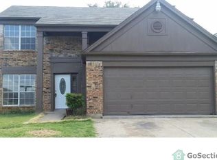 2501 Creekwood Ln, Fort Worth, TX 76123