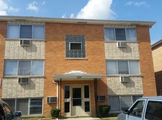 9224 Jill Ln APT 1W, Schiller Park, IL 60176