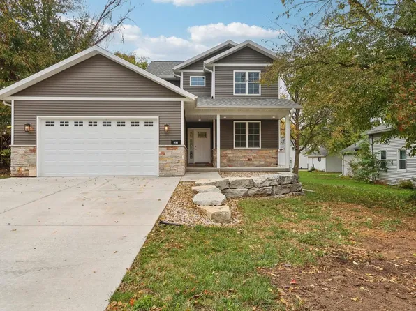 127 East Franklin Street, Portage, WI 53901