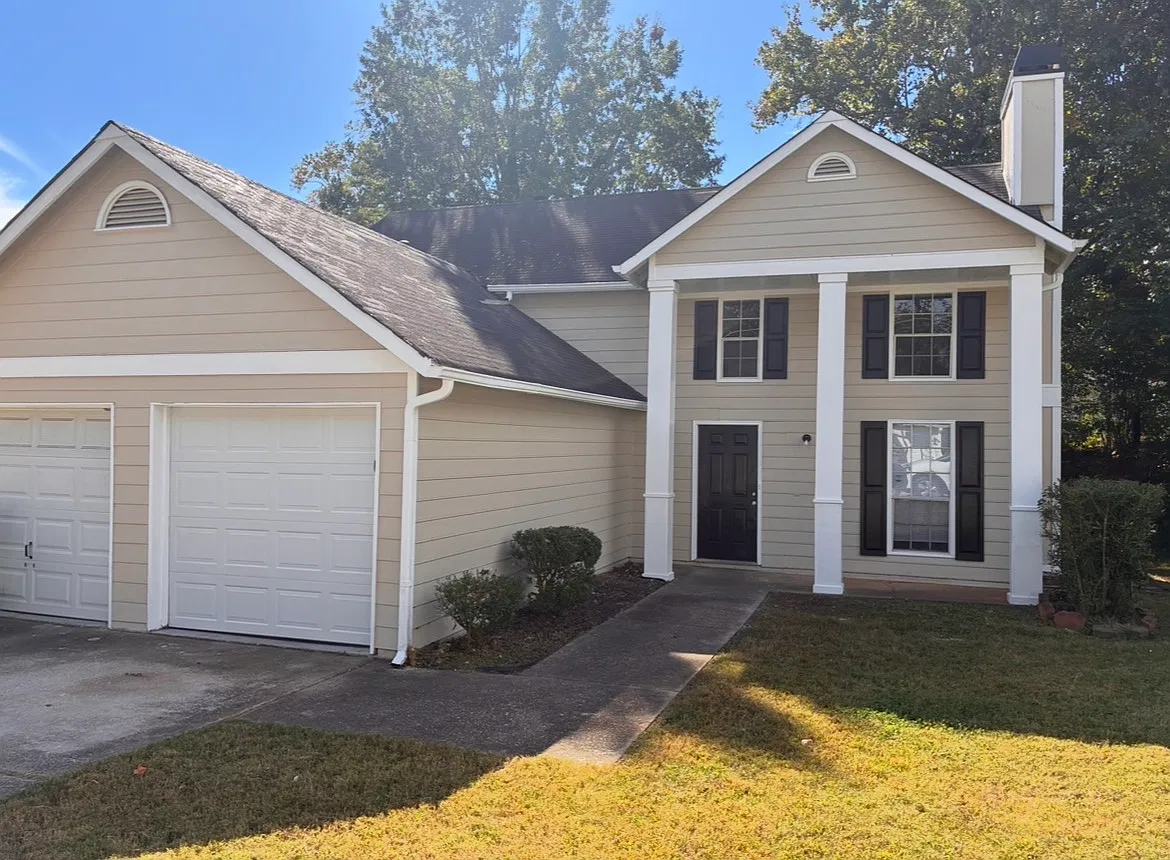4 bed, 1872 sqft, $2,460 — Photo 1