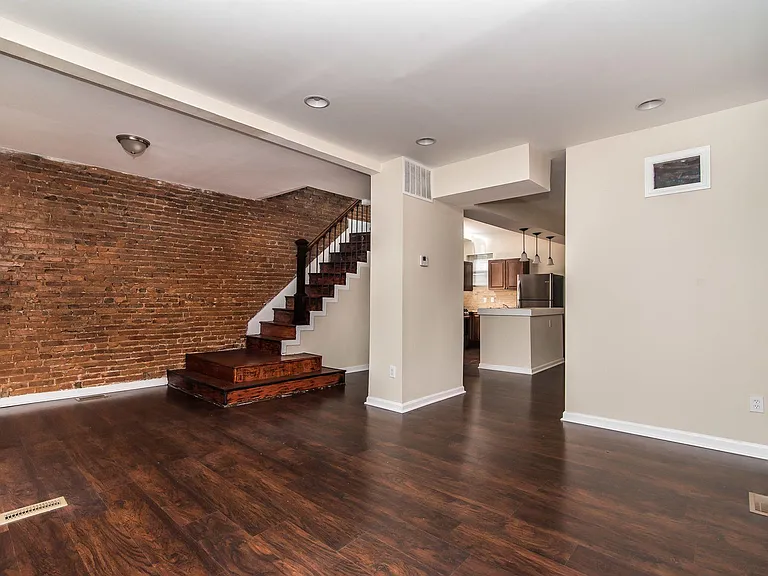 505 Denison St #1 — Photo 5