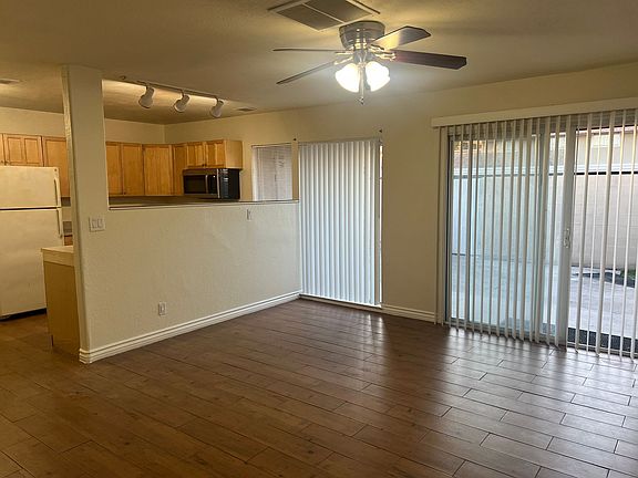 3rd image of 2568 Paradise Village Way