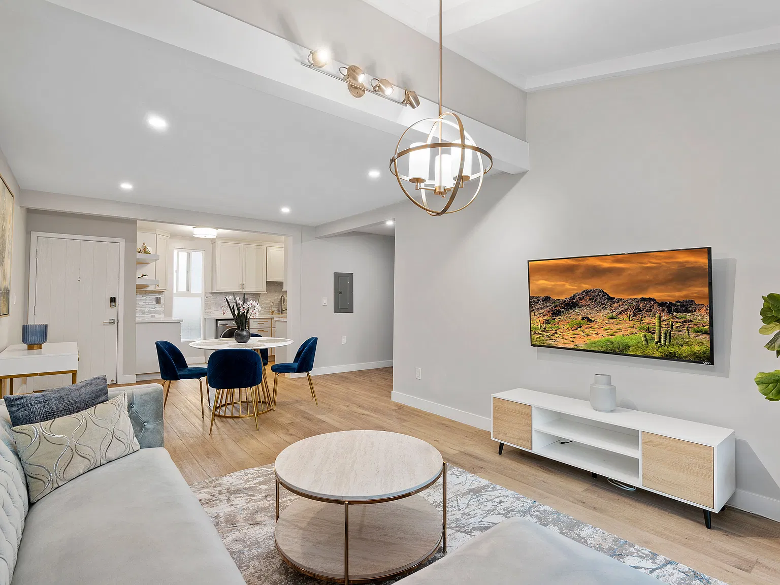 1 bed, 700 sqft, $2,450 — Photo 4