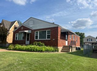 6054-6056 Pernod Ave #6054, Saint Louis, MO 63139