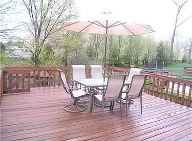 5th image of 146 McDonald Dr