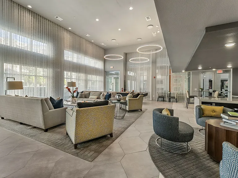 The Mark at Huebner Oaks — Photo 37