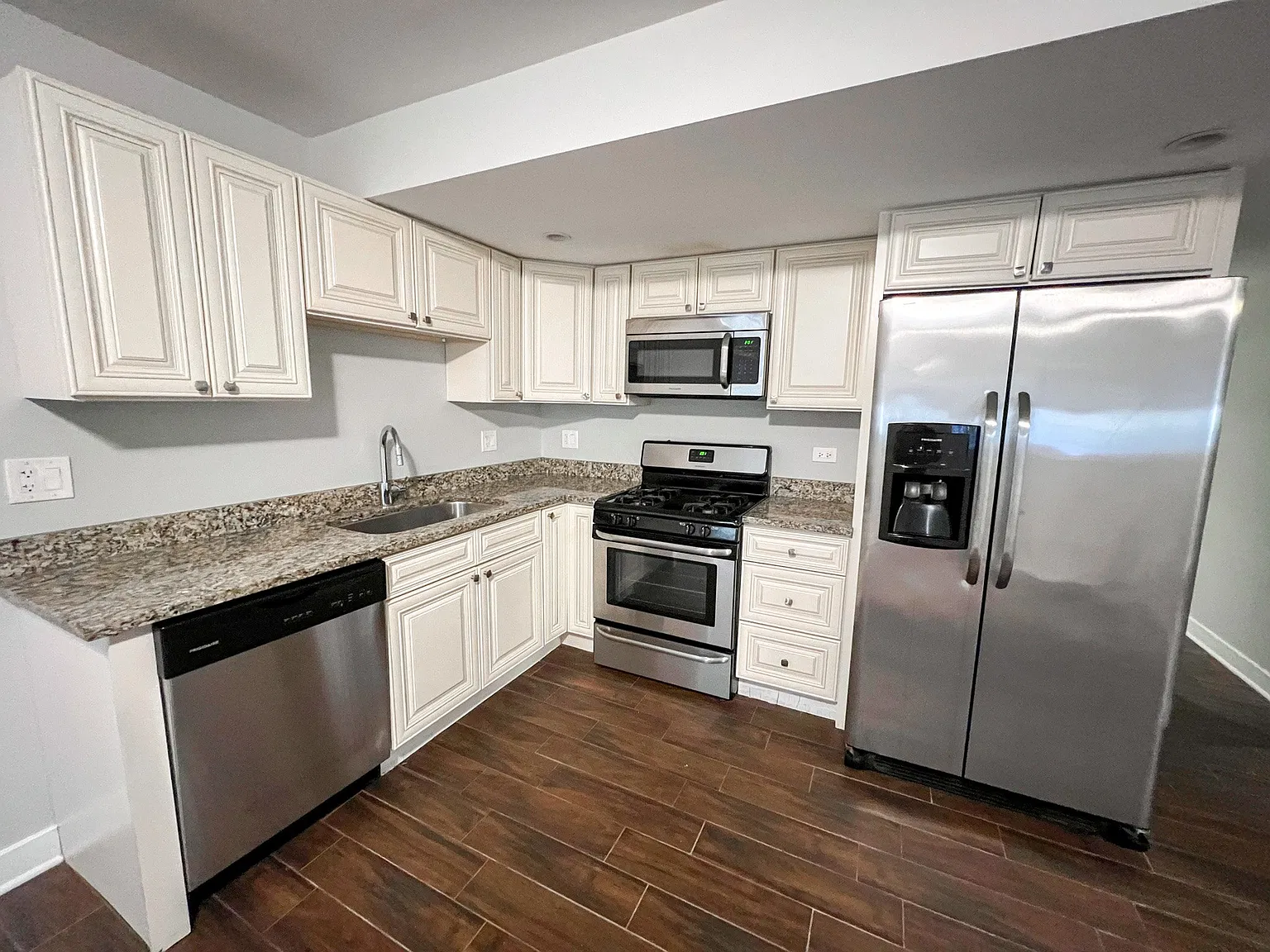 3155 N. Pine Grove Ave. — Photo 2