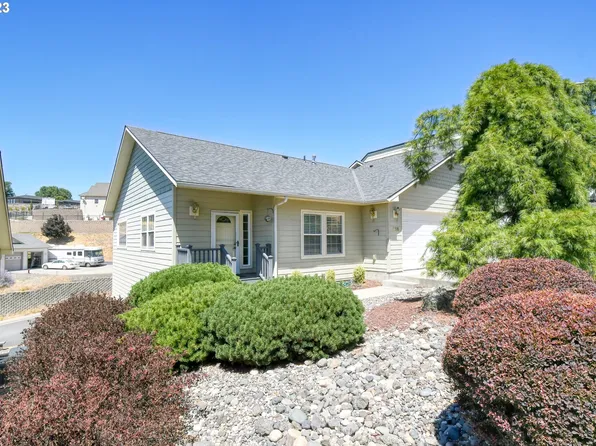 818 N Main St, Pendleton, OR 97801