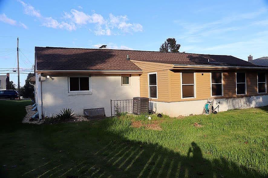 1st image of 243 Columbia Dr