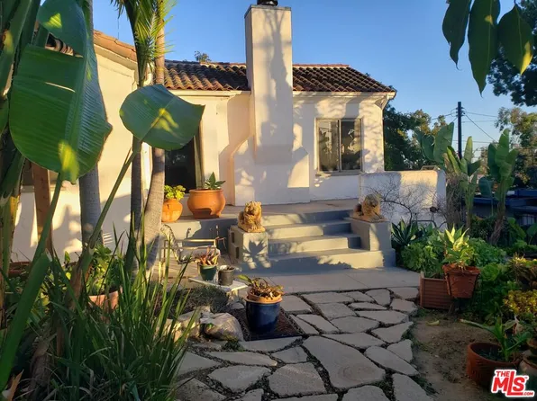 1502 N Boylston St, Los Angeles, CA 90012