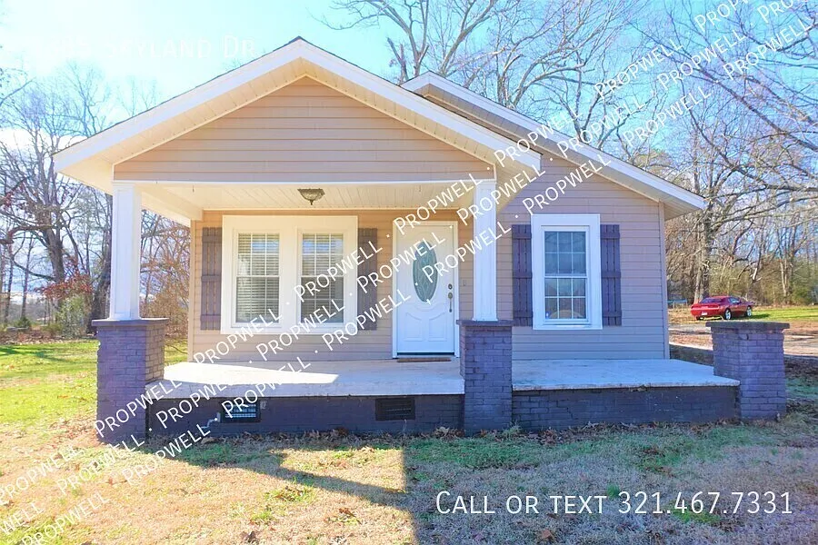 4385 Skyland Dr — Photo 2