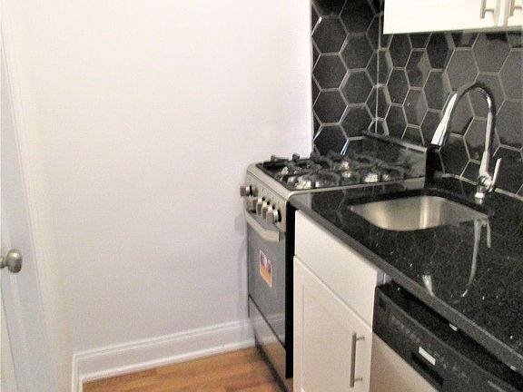 3rd image of 412 E 50th St #3BB