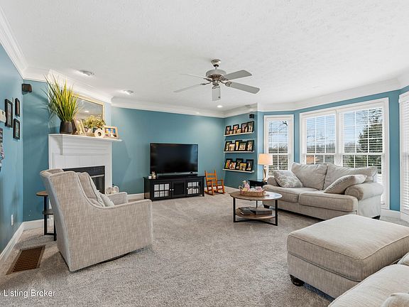 5th image of 9409 Amber Ridge Ct