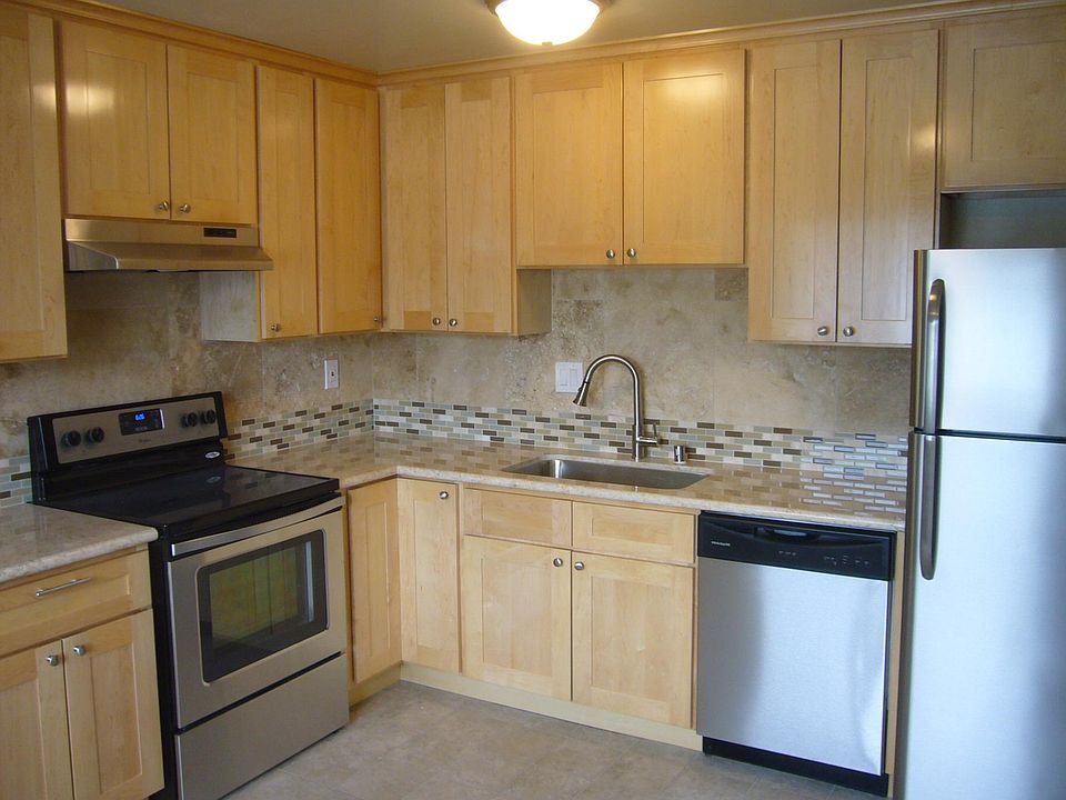 1st image of 581 Nello Dr APT 3