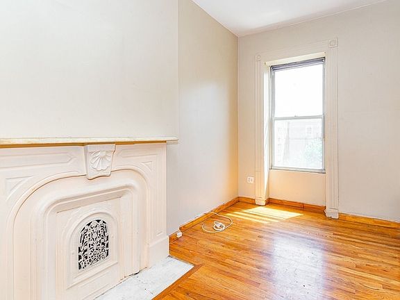 4th image of 1119 Bergen St #A4b