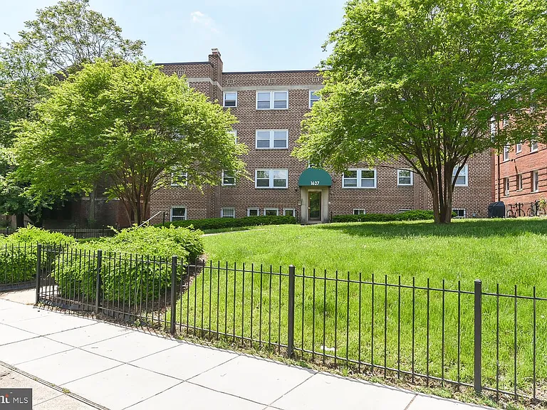 1627 Massachusetts Ave SE #201 — Photo 20