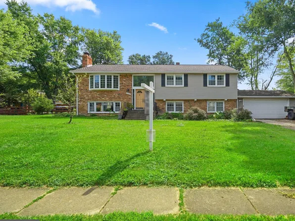 5302 Portsmouth Rd, Fairfax, VA 22032