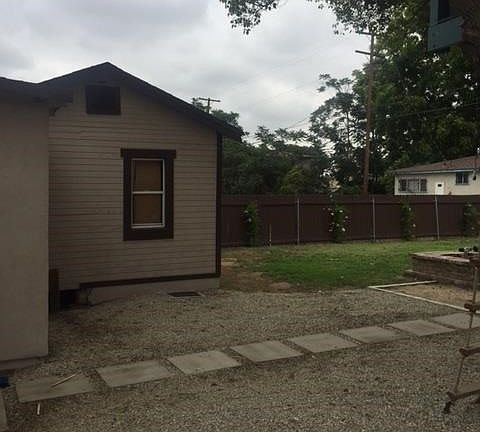 3rd image of 1134 W 103rd St