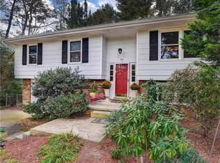 50 Fieldcrest Rd, Arden, NC 28704