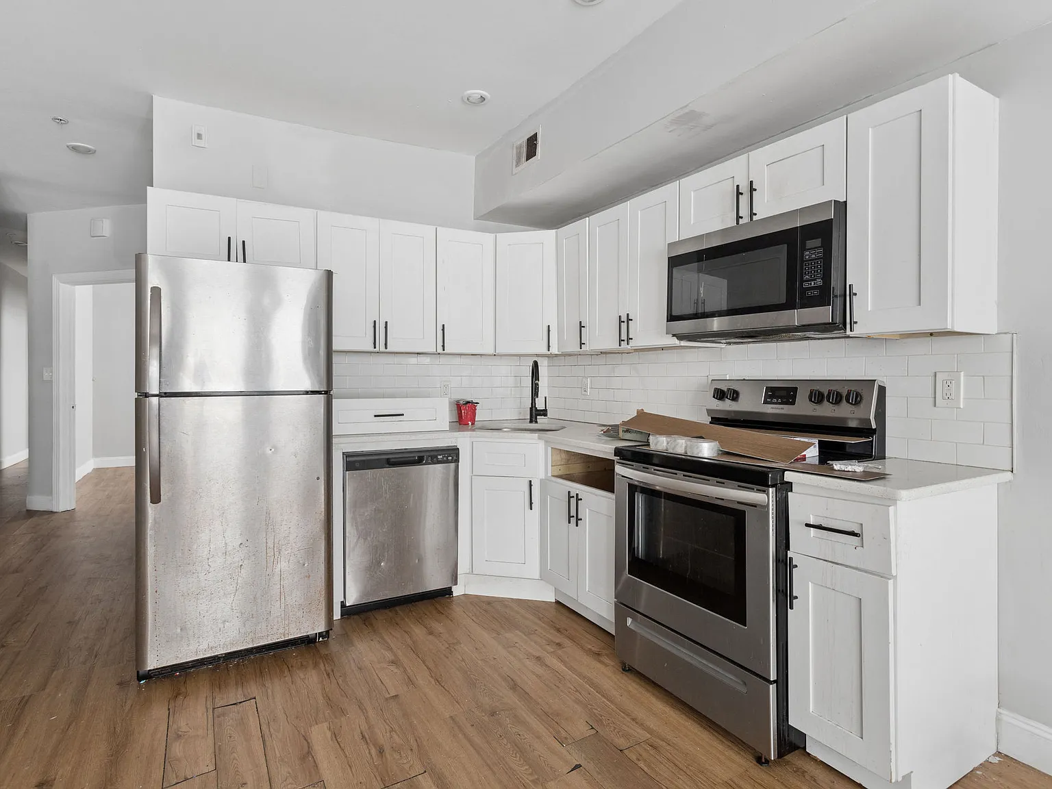 3 Bedroom Available Now — Photo 4