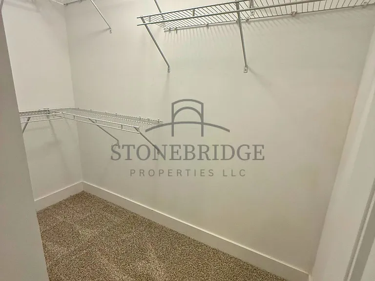 699 The Heights Ln — Photo 12